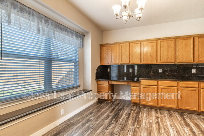 Building Photo - 407 Marbella Vista