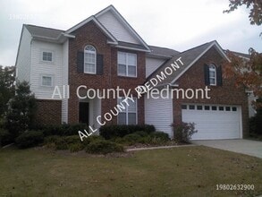 Building Photo - 9819 Forest Run Ln