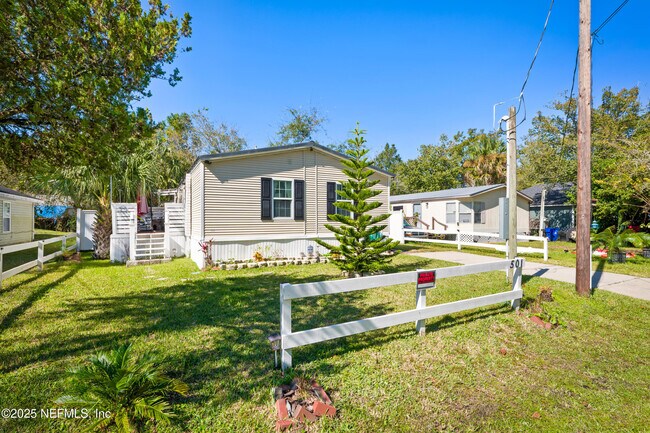 Building Photo - 501 Aiken St