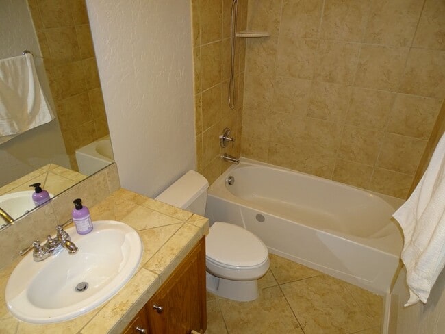 Building Photo - Single Story 4 Bedroom, Den & 3 Full Baths In Gated North Las Vegas Community