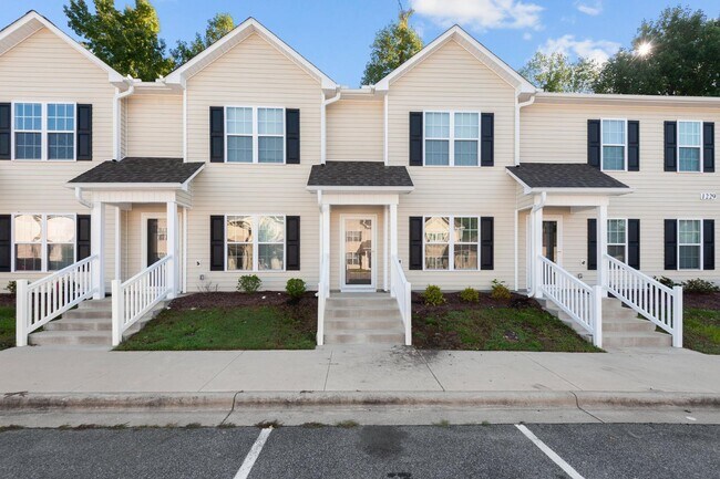 Building Photo - 1265 Cross Creek Cir