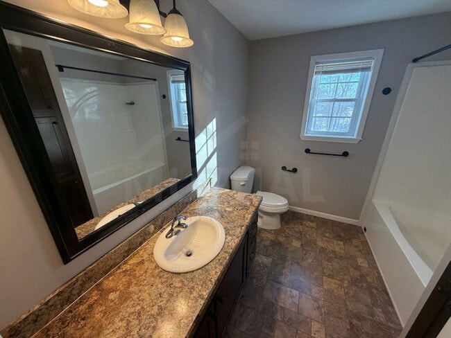 Building Photo - 1113 Tartan Ln