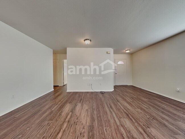 Building Photo - 709 Devontree Ct