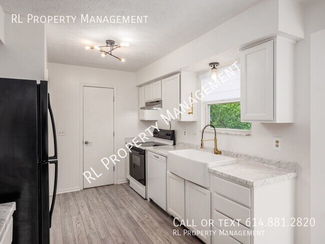 Building Photo - Lovely 3 Bedroom 1.2 Bathroom Single Famil...