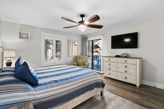 Building Photo - “Beachside Living – 2BR/2BA Condo with Ocean Views”