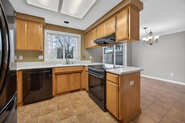 Building Photo - 1517 Westfield Way