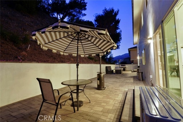 Building Photo - 3381 Oakmont View Dr