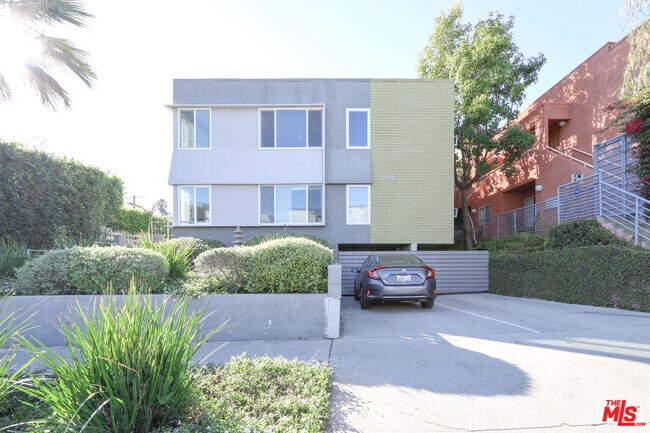 Building Photo - 609 Hayworth Ave