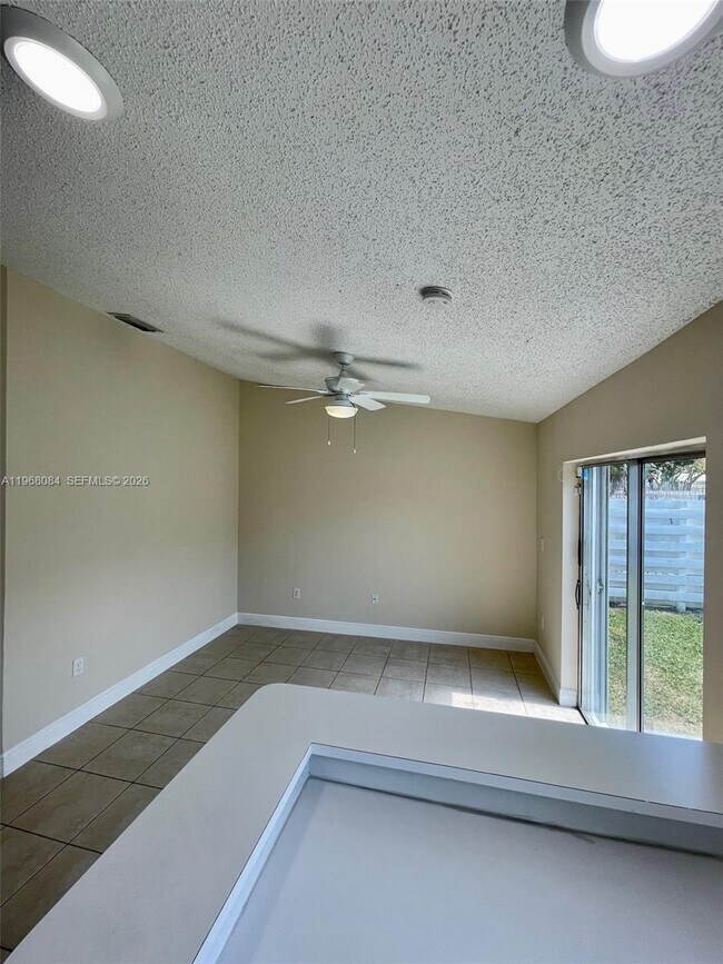 Building Photo - 13772 SW 145th Terrace