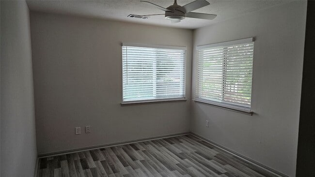 Building Photo - 23510 Stratsborough Dr