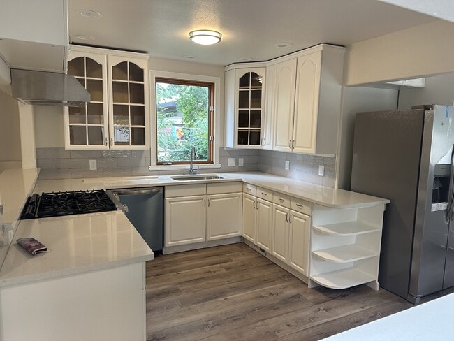 Building Photo - Great Platt Park Home