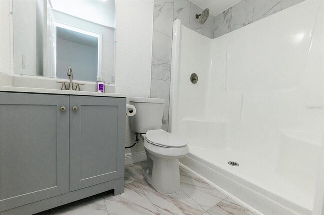 Building Photo - 1741 Fairfield St