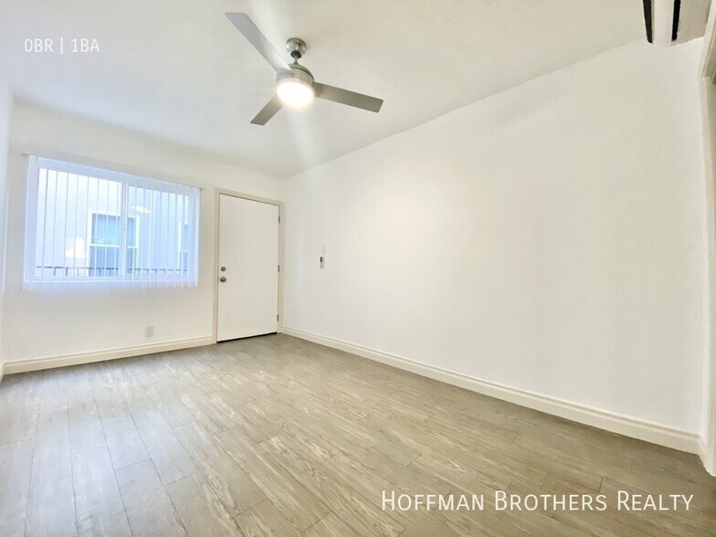 Building Photo - 1134 N Ogden Dr