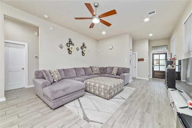 Building Photo - 23210 Teton Glen Ln