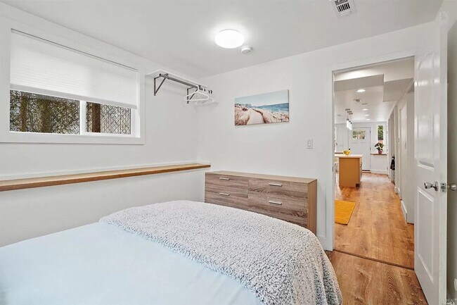 Building Photo - 1514 Campbell St