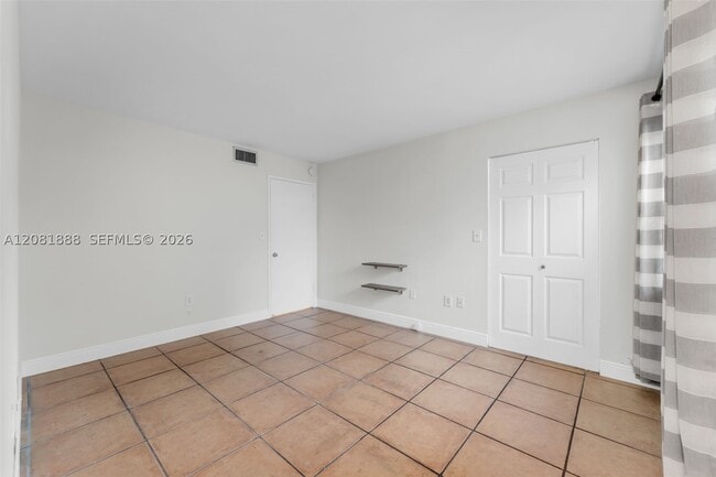 Building Photo - 10020 NW 9th St Cir