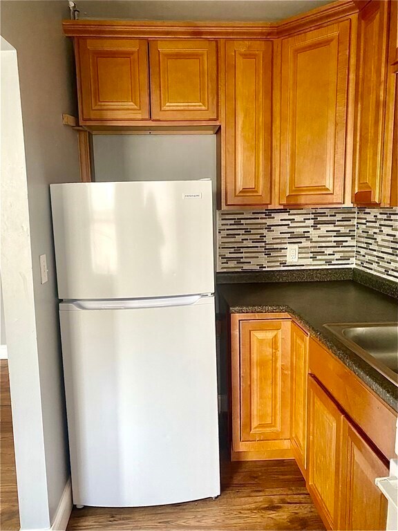 Building Photo - 21 Hart St