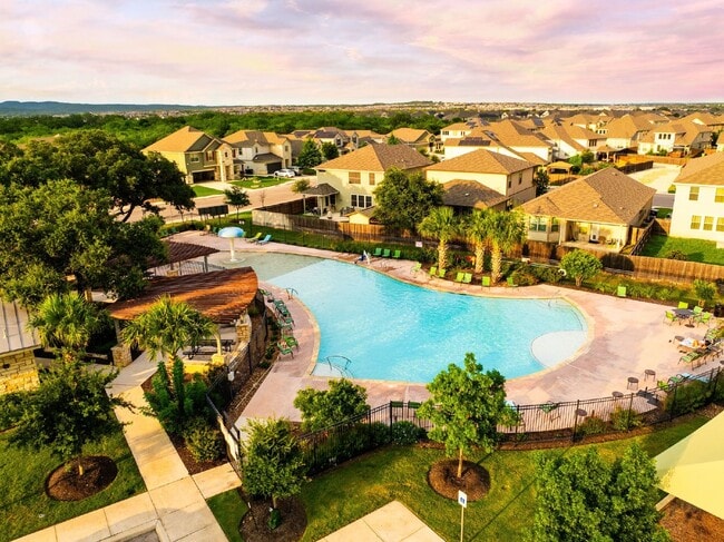 Building Photo - Rental Home w/ a POOL!!!