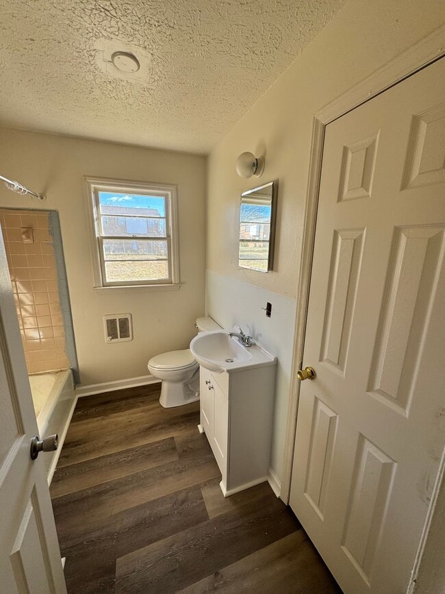 Building Photo - 3/1 in Shelby, NC