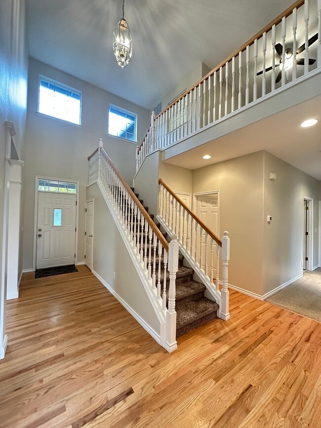 Building Photo - 17855 SW Mandel Ln