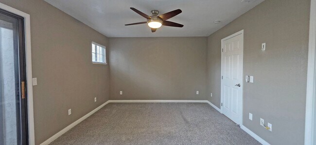 Building Photo - 210 Wales Dr