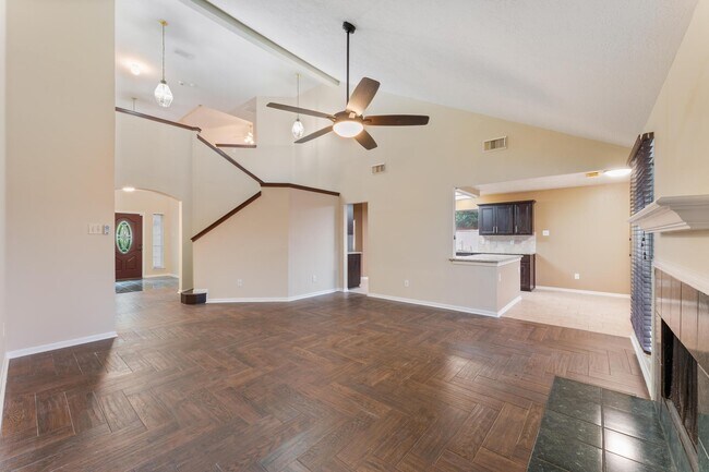 Building Photo - 1835 Taylor Creek Dr