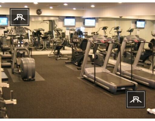 Building Photo - 15 N Beacon St