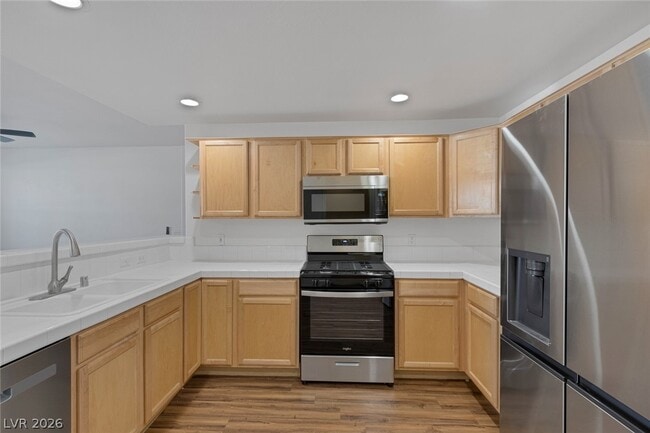 Building Photo - 912 Duckhorn Ct