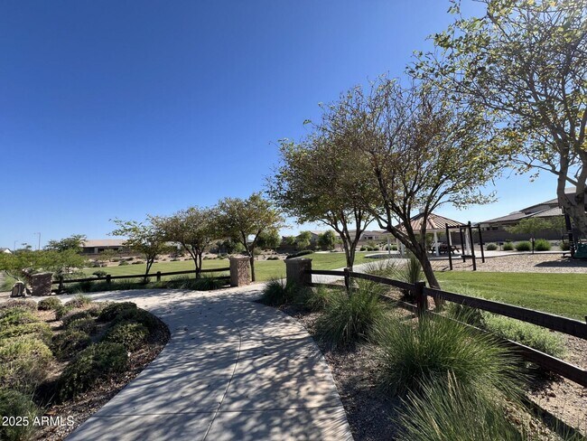 Building Photo - 17163 W Orchid Ln