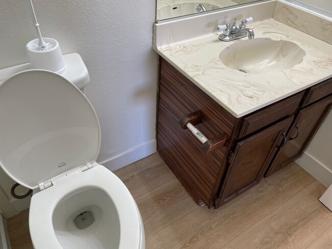 Building Photo - 3 bedroom home in Summerlin North