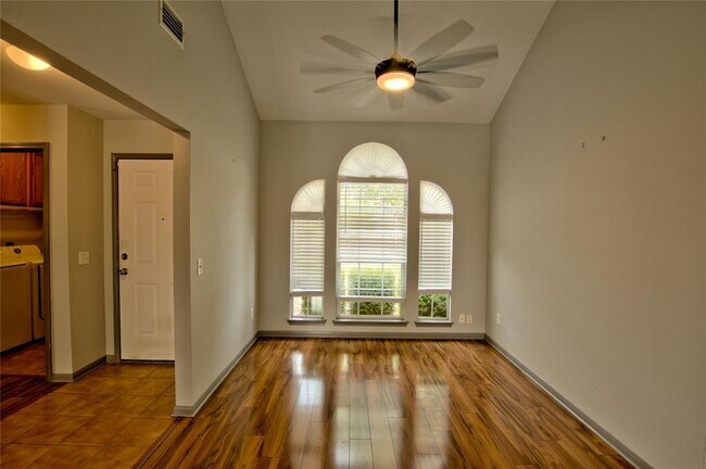 Building Photo - 2203 Corbin Way
