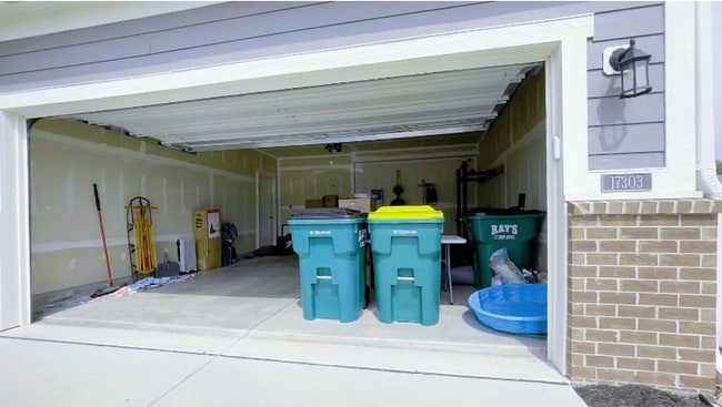 Building Photo - Welcome to this stunning 2-bedroom 2-bathroom home located in the desirable Westfield, IN