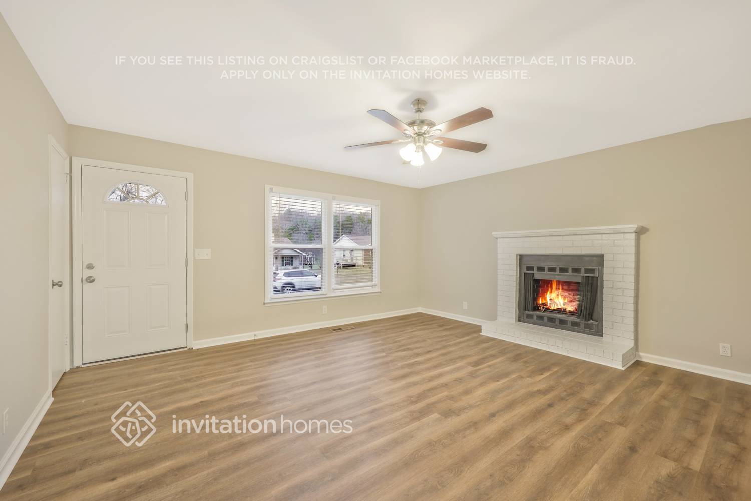 Building Photo - 1128 Sioux Terrace