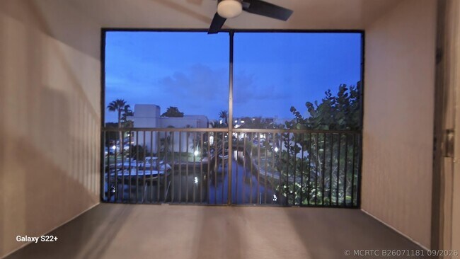 Building Photo - 17 Royal Palm Way