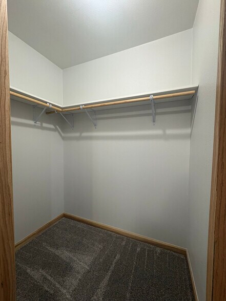 Building Photo - 8275 Co Rd 54