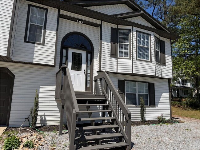 Building Photo - 934 Bay Ridge Dr