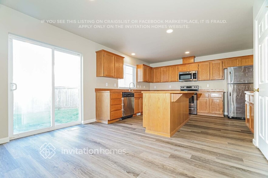 Building Photo - 21006 Springhaven Way E