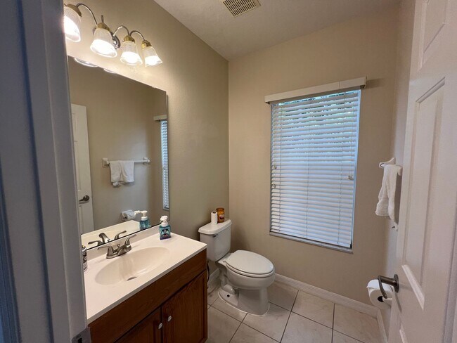 Building Photo - 1024 Jeater Bend Dr