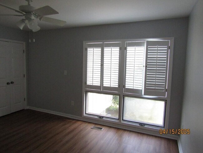 Building Photo - 603 Colony Dr