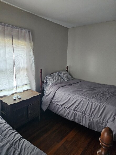 Building Photo - 1783 Love Town Rd