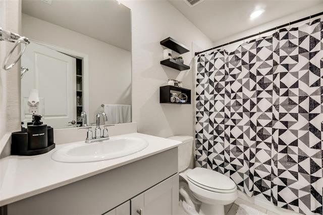 Building Photo - 3320 Chasemoor Dr