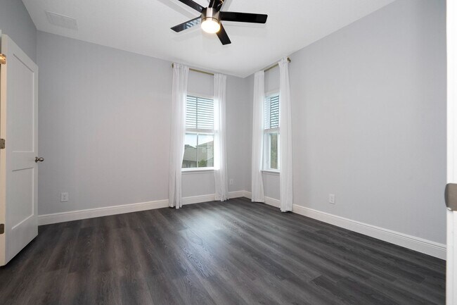Building Photo - 6665 Bridgman St