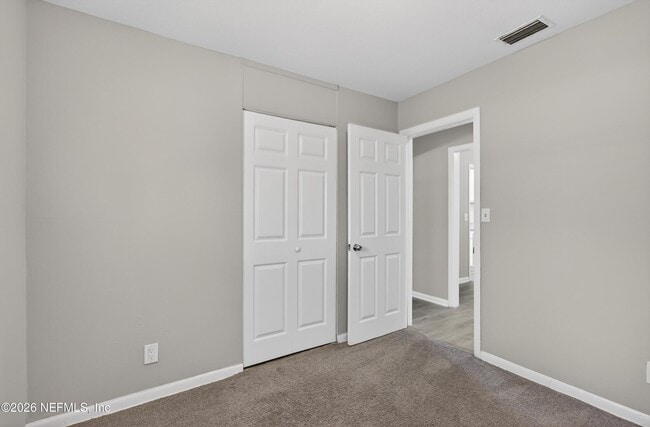 Building Photo - 6955 Miss Muffet Ln S