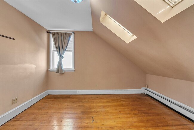 Building Photo - 31 Ripley St