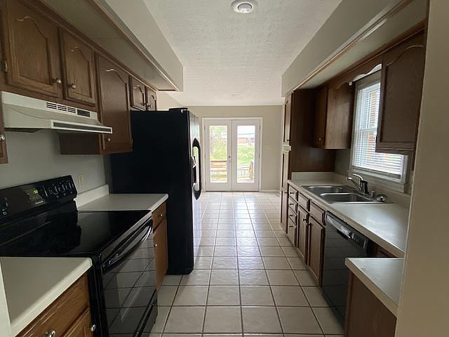 Building Photo - 751 Steeplechase Way