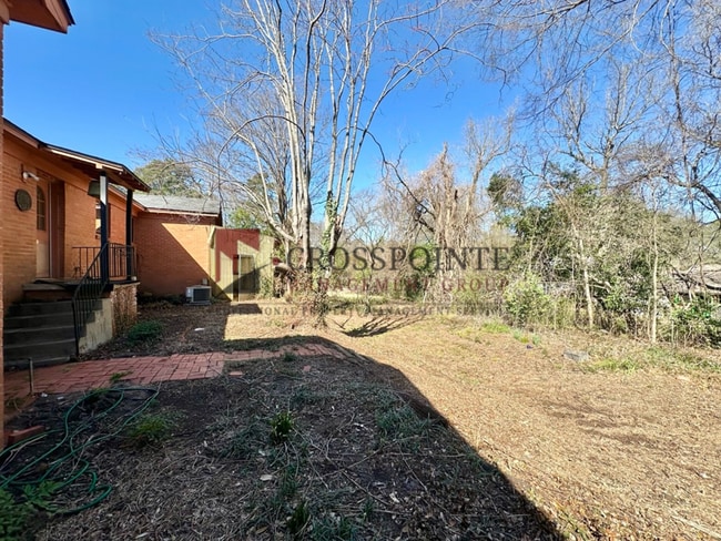 Building Photo - Available! 3/1.5 Single-Family Home in Tyler!