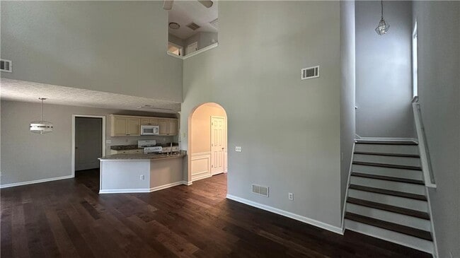 Building Photo - 1830 Westwind Dr