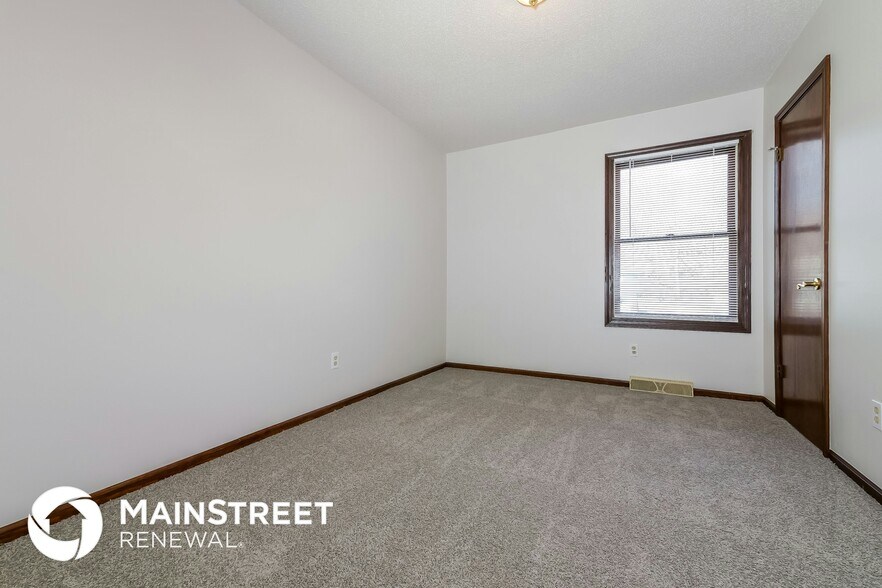 Building Photo - 6469 NW 49th St