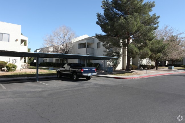 Woodridge Villas - Wood Ridge Villas