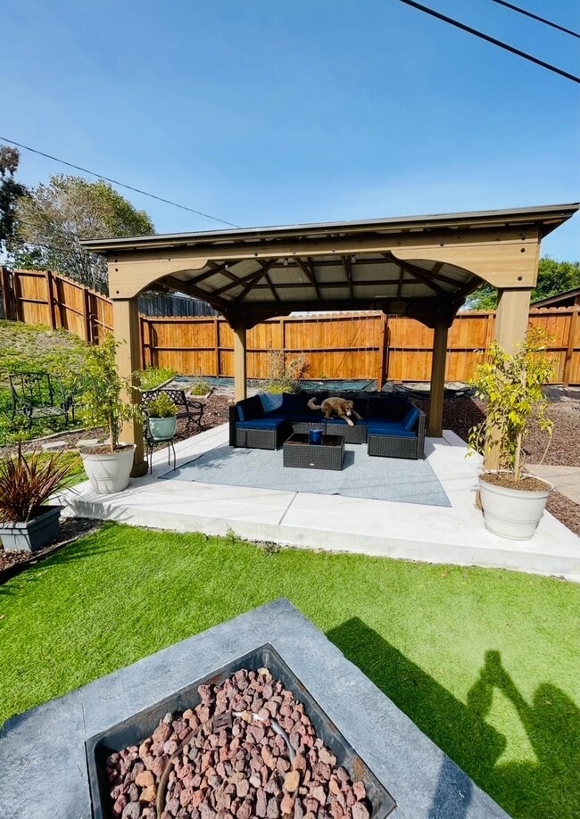 Building Photo - 2839 Moyers Rd